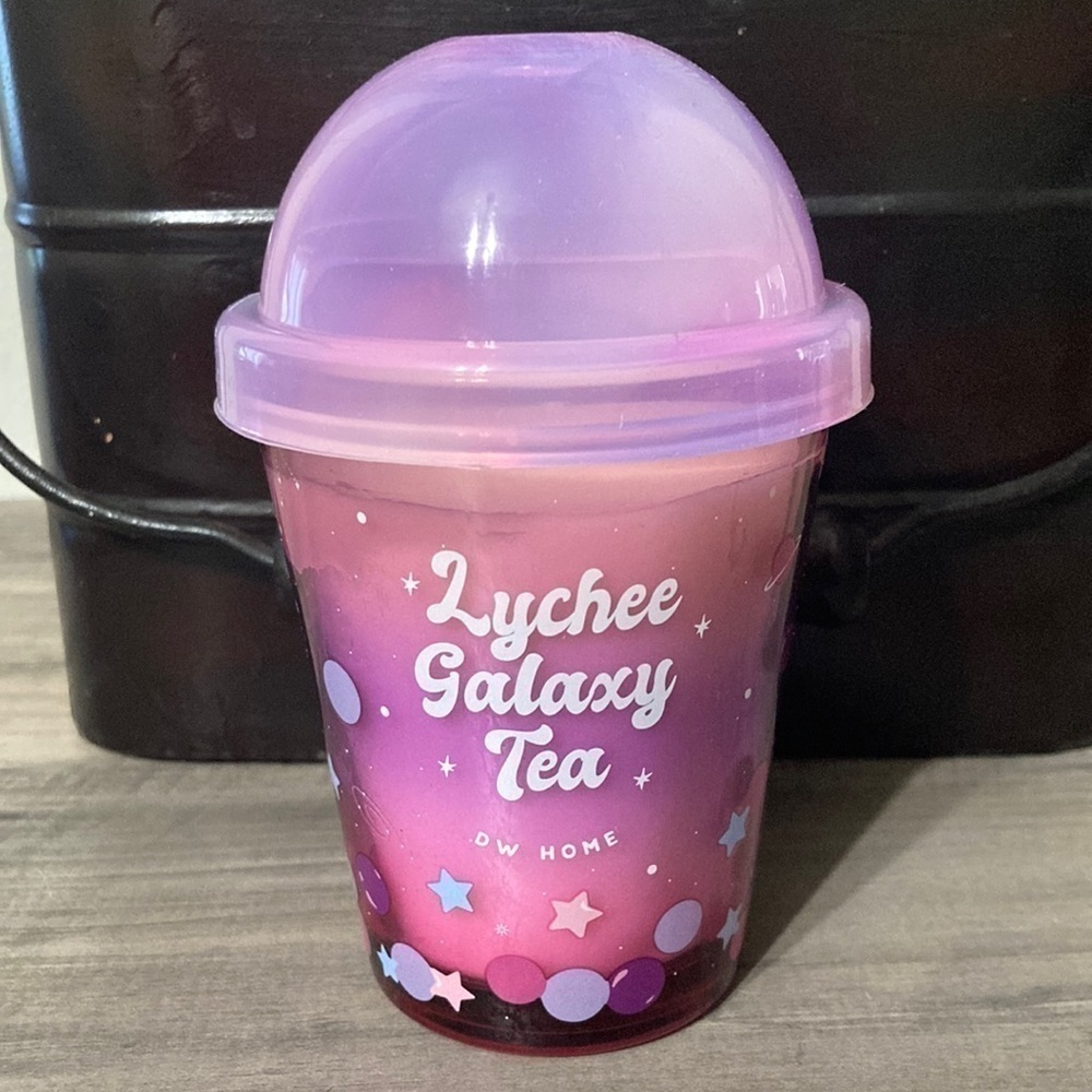 DW HOME MINI LYCHEE GALAXY TEA CANDLE